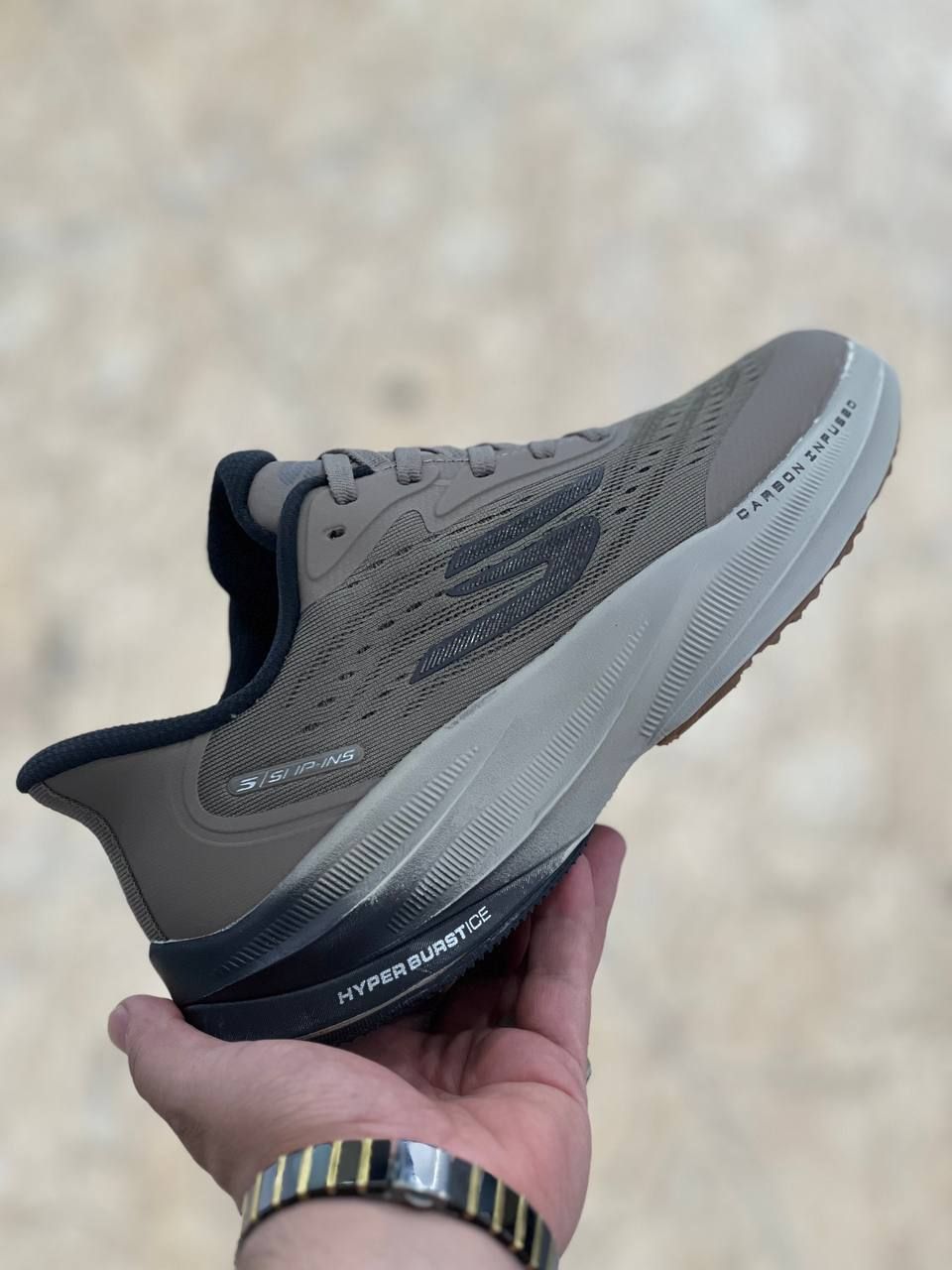 کتونی مسترکوالیتی اسکیچرز هایپربرست کربن/Skechers Men's Hyperburst Carbon/ساخت ویتنام/سایزبندی ۴۰ الی ۴۵/ضمانت کالا/فروش به صورت تک و عمده