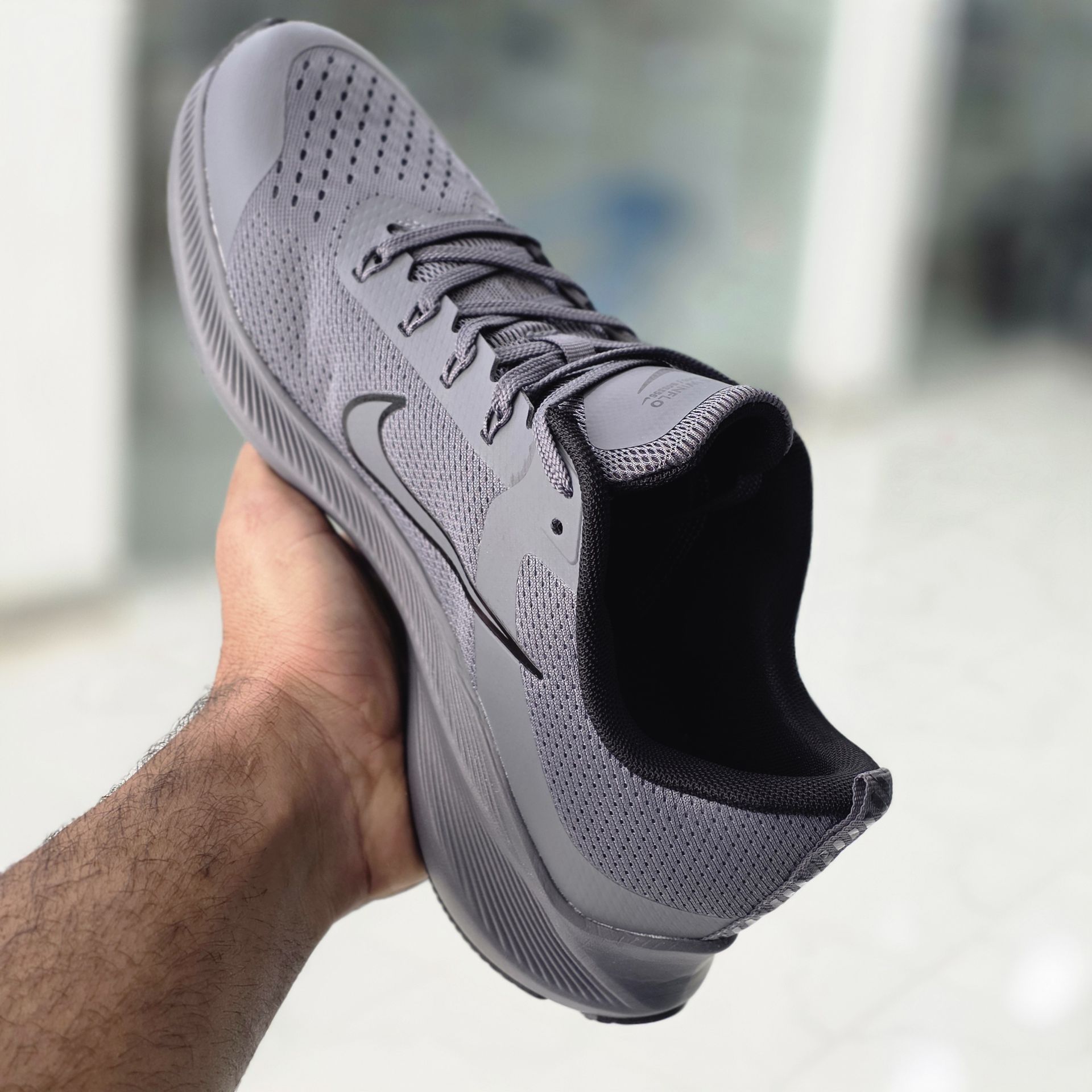 کتونی نایک مسترکوالیتی ایرزوم وینفلو/ساخت ویتنام/سایز ۴۱ الی ۴۵/Nike Air Zoom Winflo/ضمانت اصالت کالا/فروش به صورت تک و عمده