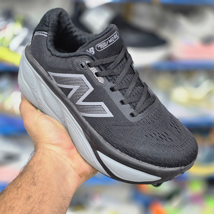 حراج ویژه کتونی نیوبالانس فرش فوم newbalance fresh foam/سایز ۳۶,۳۷/ساخت ویتنام/ضمانت کالا