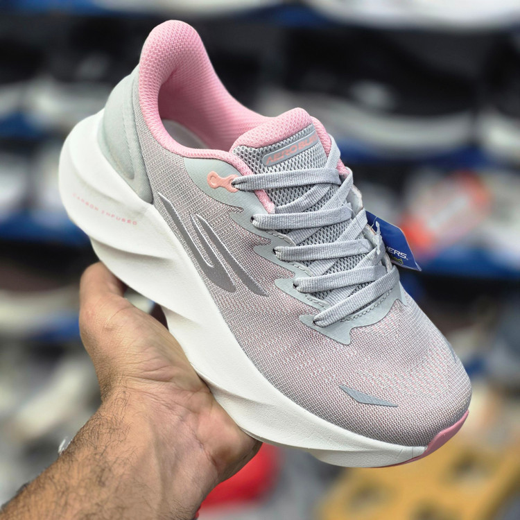 کتونی اسکیچرز آئرو برست/سایز ۳۷ الی ۴۰/ساخت ویتنام/Skechers Aero Burst/ضمانت کالا/فروش تک و عمده