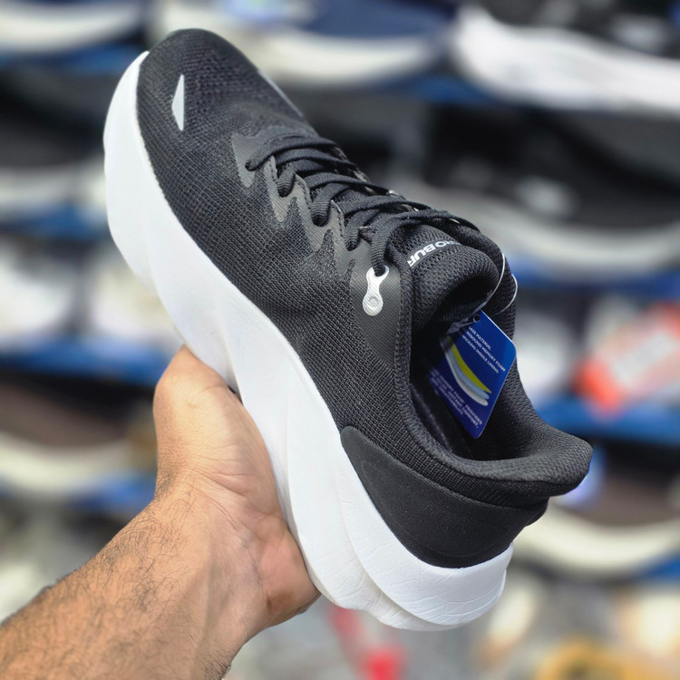 کتونی اسکیچرز آئرو برست/سایز ۳۷ الی ۴۰/ساخت ویتنام/Skechers Aero Burst/ضمانت کالا/فروش تک و عمده