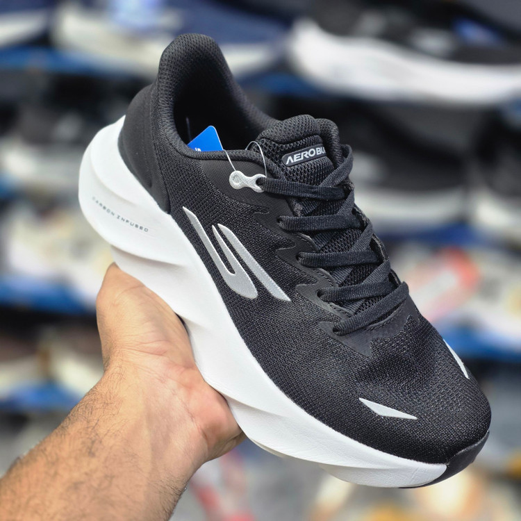 کتونی اسکیچرز آئرو برست/سایز ۳۷ الی ۴۰/ساخت ویتنام/Skechers Aero Burst/ضمانت کالا/فروش تک و عمده
