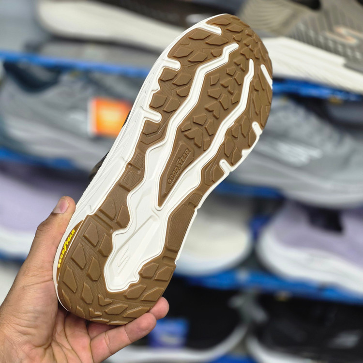 کتونی مسترکوالیتی اسکیچرز بدون بند/Skechers Slip Ins/سایز۴۰ الی ۴۵/ ساخت ویتنام/ضمانت کالا/فروش تک و عمده