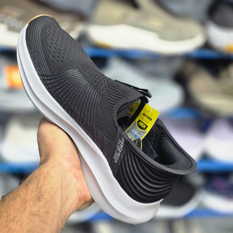 کتونی مسترکوالیتی اسکیچرز بدون بند/Skechers Slip Ins/سایز۴۰ الی ۴۵/ ساخت ویتنام/ضمانت کالا/فروش تک و عمده