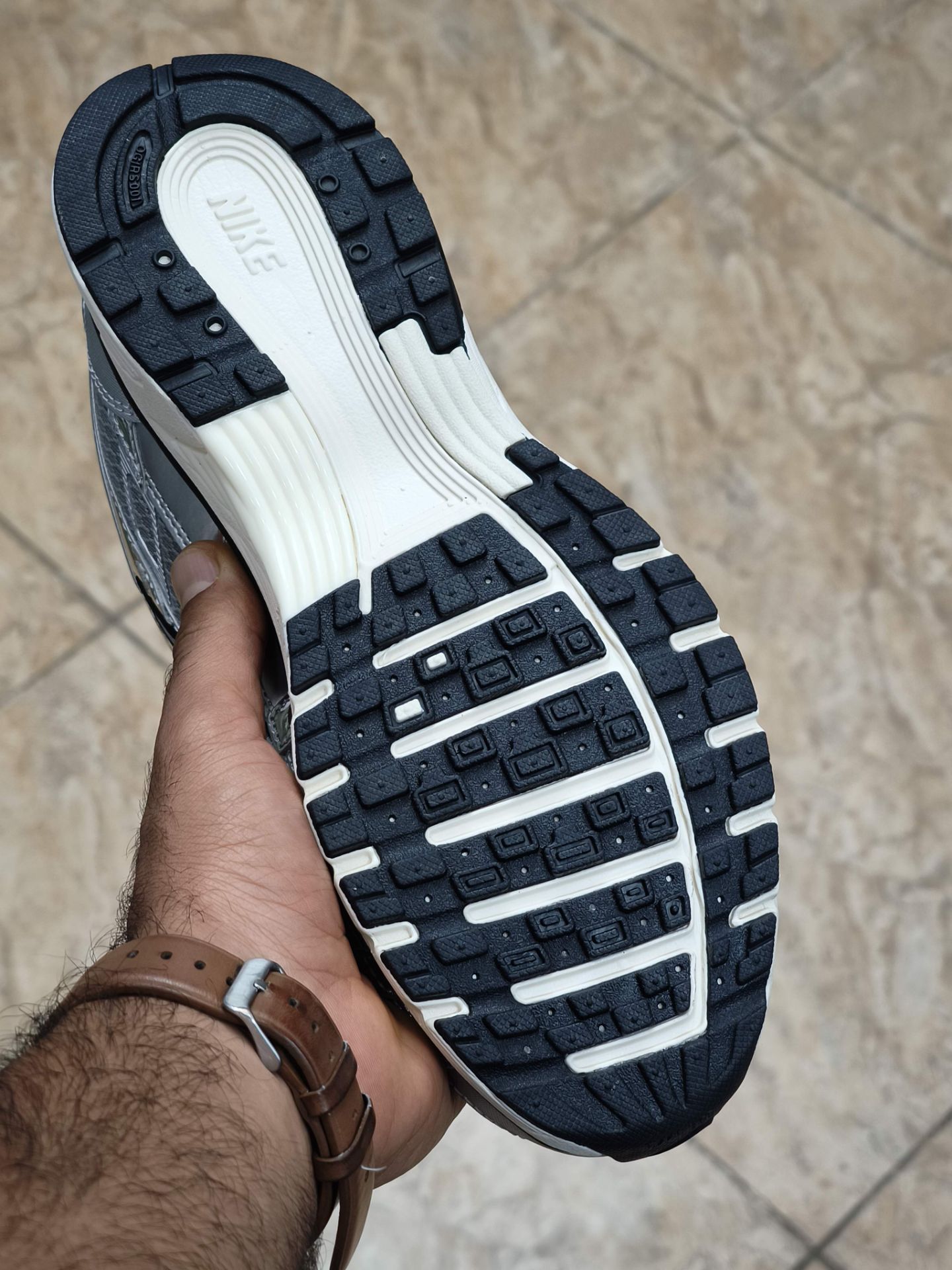 کتونی مسترکوالیتی نایک P-6000/سایز ۴۰ الی ۴۵/ساخت ویتنام/Nike P-6000/ضمانت کالا/فروش تک و عمده