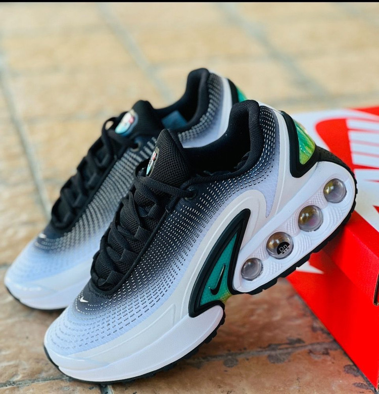 کتونی نایک ایر مکس تی ان/سایز ۴۰ الی ۴۵/ساخت ویتنام/Nike Air Max Tn/ضمانت کالا/فروش تک و عمده