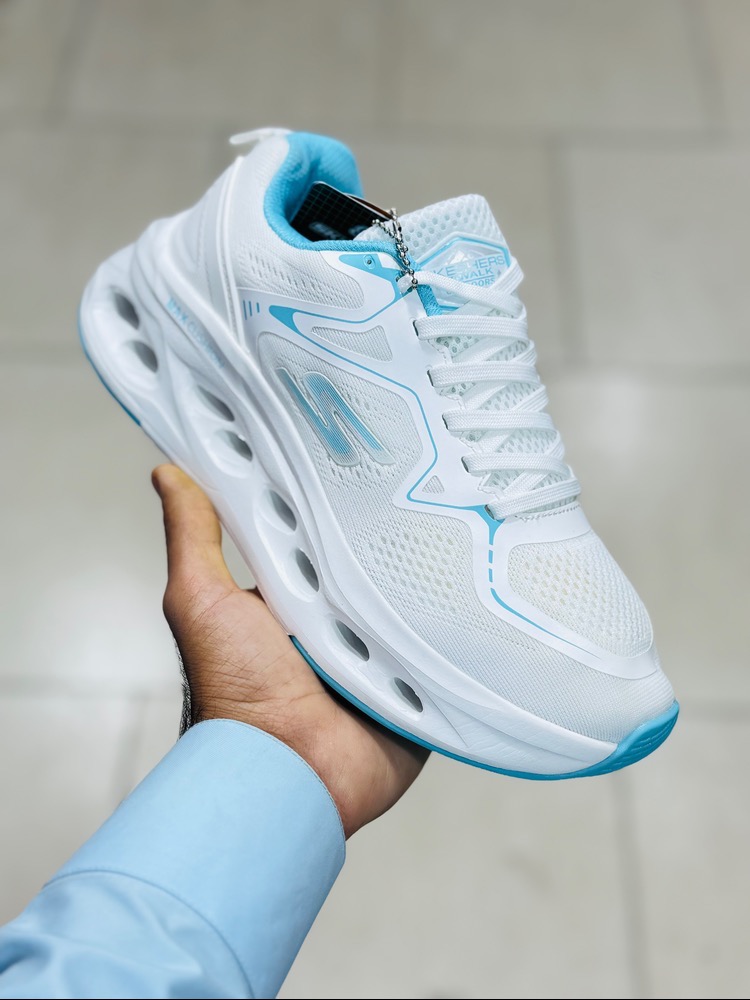 کتونی مسترکوالیتی اسکیچرز مکس کوشن/Skechers Max Cushioning/سایز 37 الی 40/ ساخت ویتنام/ ضمانت کالا