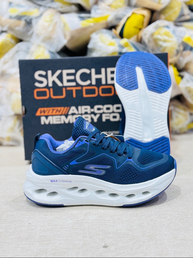 کتونی مسترکوالیتی اسکیچرز مکس کوشن/Skechers Max Cushioning/سایز 37 الی 40/ ساخت ویتنام/ ضمانت کالا