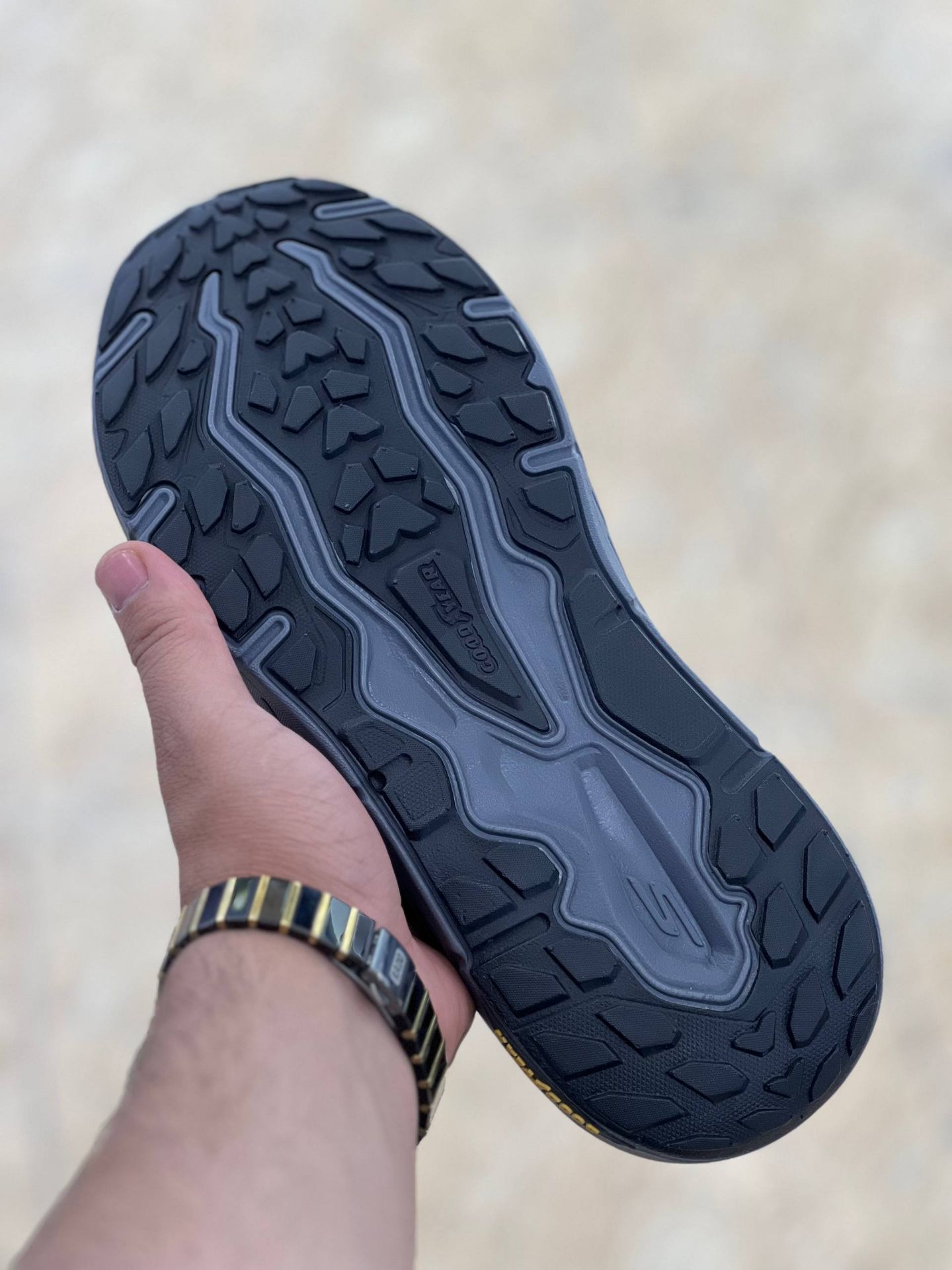 کتونی طبی اسکیچرز بدون بند/Skechers Slip Ins/سایز۴۰ الی ۴۵/ ساخت ویتنام/ضمانت کالا/فروش تک و عمده