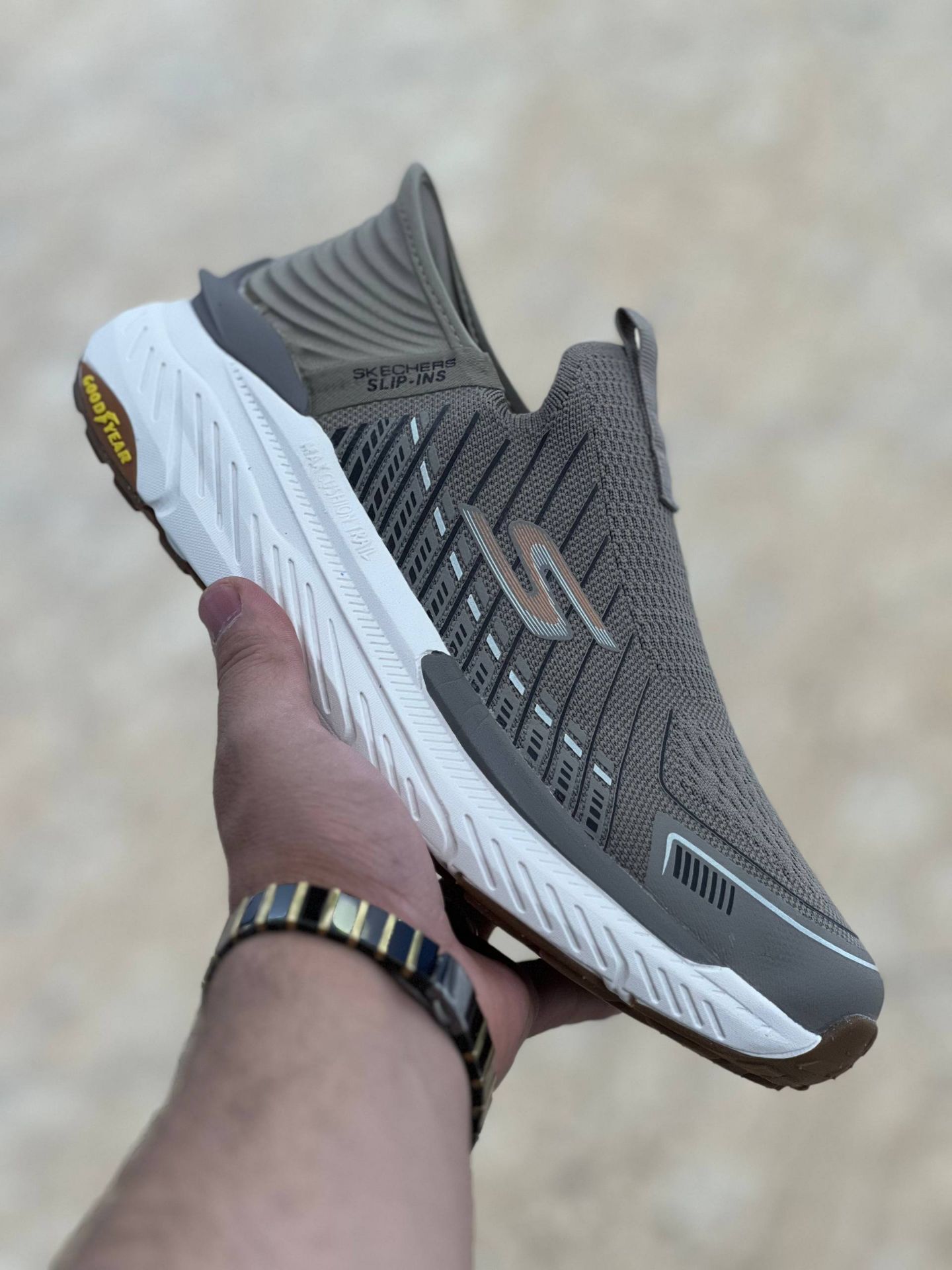 کتونی طبی اسکیچرز بدون بند/Skechers Slip Ins/سایز۴۰ الی ۴۵/ ساخت ویتنام/ضمانت کالا/فروش تک و عمده