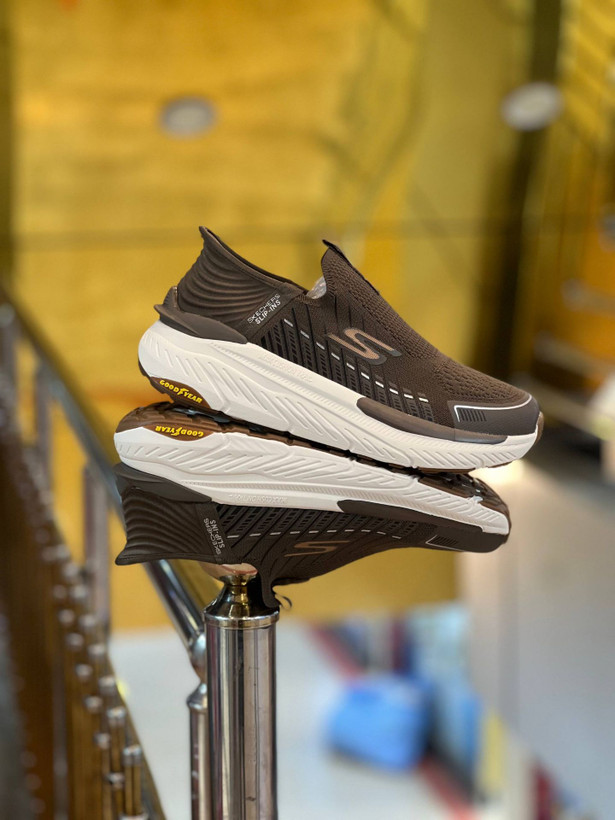 کتونی طبی اسکیچرز بدون بند/Skechers Slip Ins/سایز۴۰ الی ۴۵/ ساخت ویتنام/ضمانت کالا/فروش تک و عمده