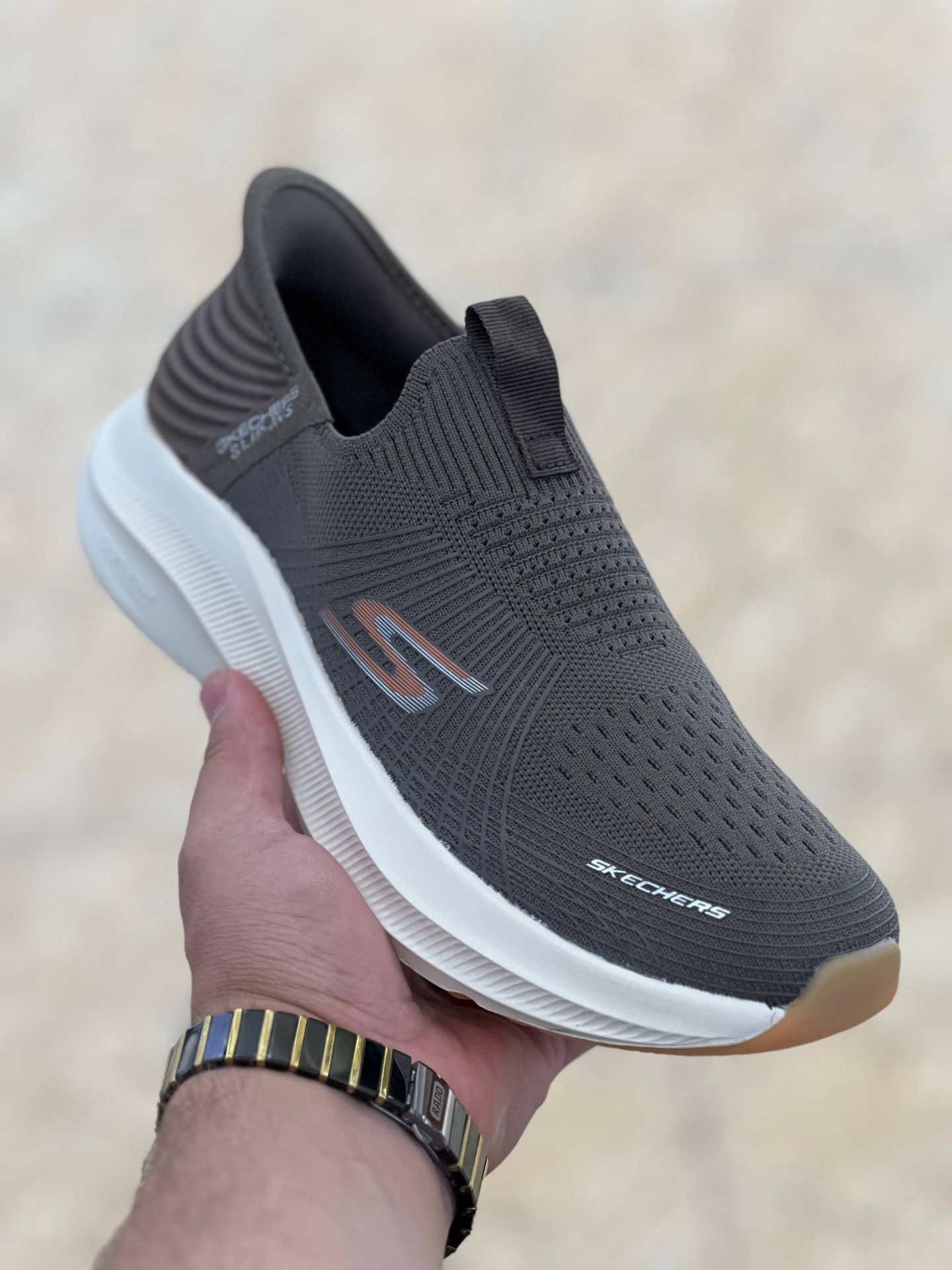 کتونی طبی مردانه اسکیچرز بدون بند/Skechers Slip Ins/سایز۴۰ الی ۴۵/ ساخت ویتنام/ضمانت کالا/فروش تک و عمده