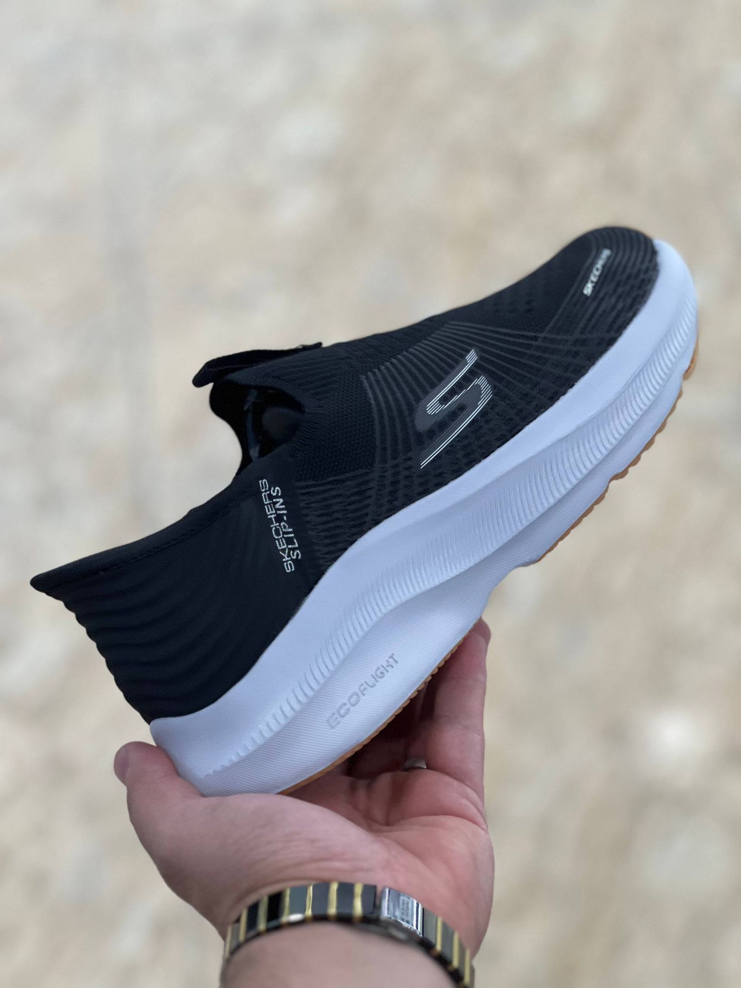 کتونی طبی مردانه اسکیچرز بدون بند/Skechers Slip Ins/سایز۴۰ الی ۴۵/ ساخت ویتنام/ضمانت کالا/فروش تک و عمده