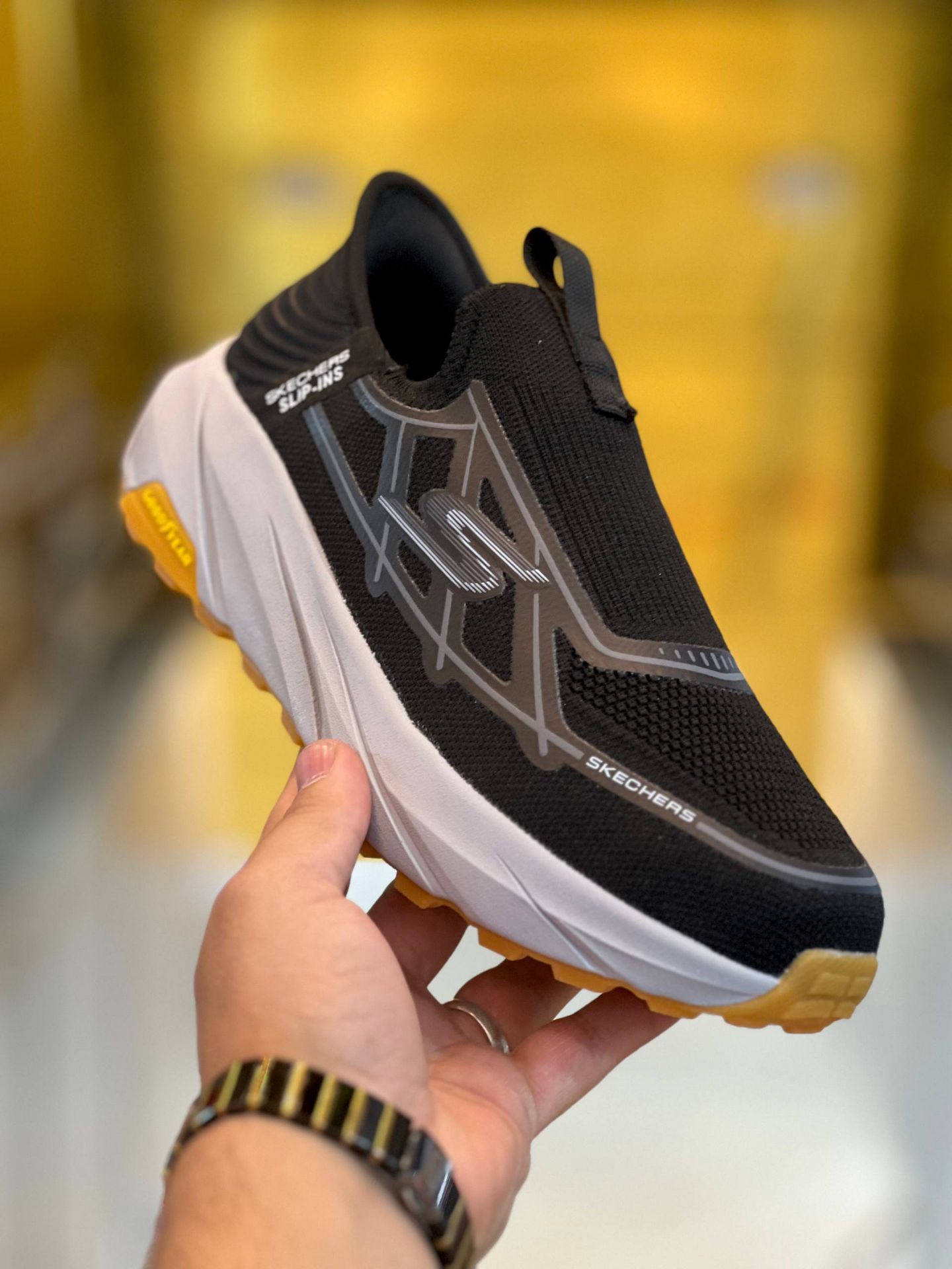 کتونی طبی مردانه اسکیچرز بدون بند/Skechers Slip Ins/سایز۴۰ الی ۴۵/ ساخت ویتنام/ضمانت کالا/فروش تک و عمده