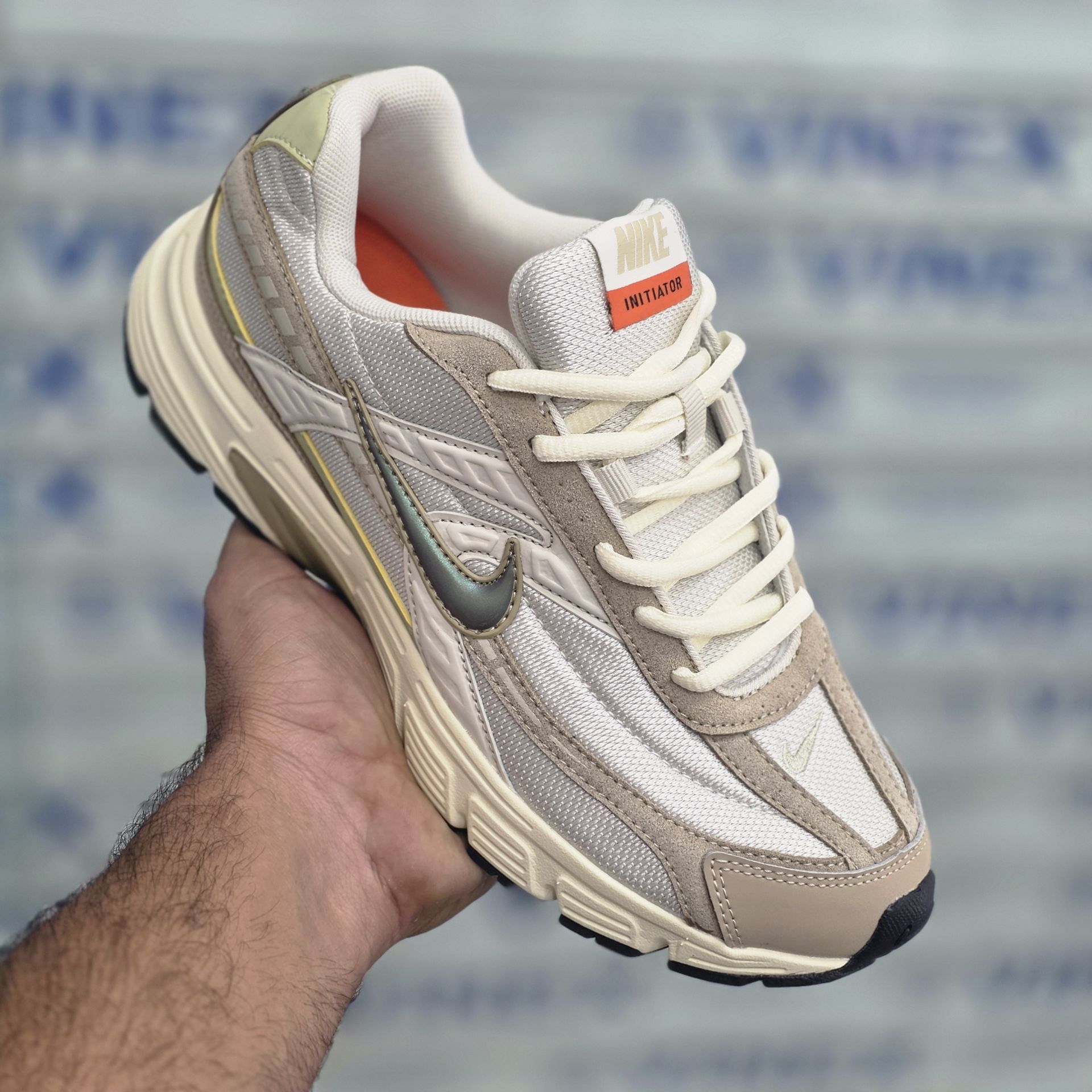 کتونی مسترکوالیتی نایک Initiator/ساخت ویتنام/سایز 38 الی 45/Nike Initiator/ضمانت کالا/فروش تک و عمده