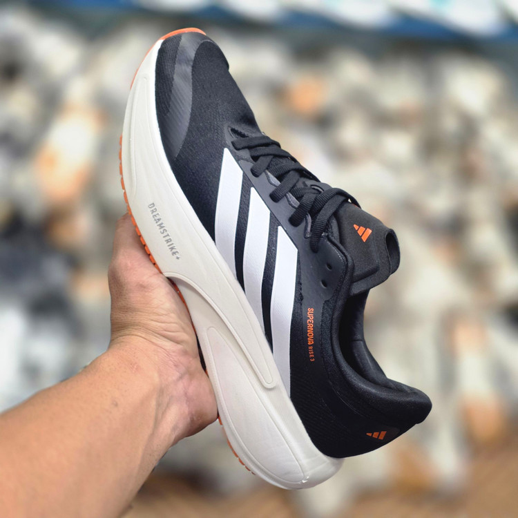 کتونی رانینگ آدیداس سوپرنوا رایز ۳/Adidas Supernova Rise 3/ساخت ویتنام/سایز ۴۰ الی ۴۵/ضمانت کالا/فروش تک و عمده