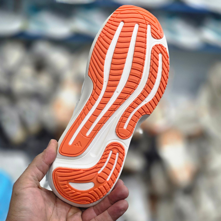 کتونی رانینگ آدیداس سوپرنوا رایز ۳/Adidas Supernova Rise 3/ساخت ویتنام/سایز ۴۰ الی ۴۵/ضمانت کالا/فروش تک و عمده