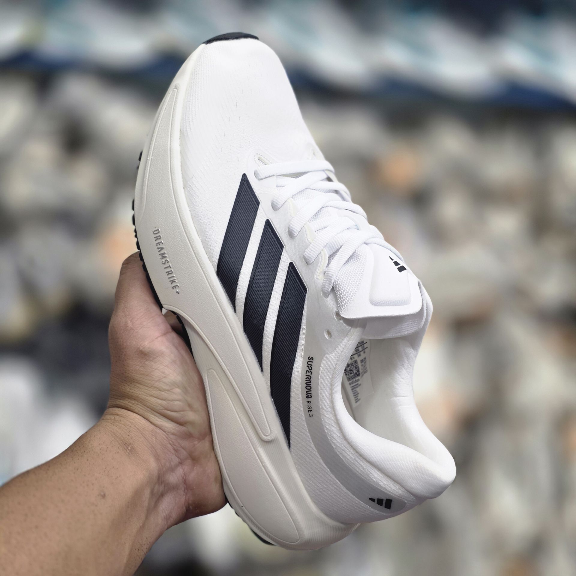 کتونی رانینگ آدیداس سوپرنوا رایز ۳/Adidas Supernova Rise 3/ساخت ویتنام/سایز ۴۰ الی ۴۵/ضمانت کالا/فروش تک و عمده