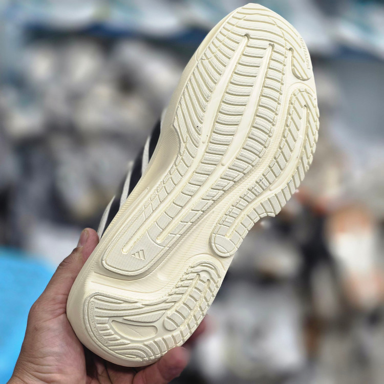 کتونی رانینگ آدیداس سوپرنوا رایز ۳/Adidas Supernova Rise 3/ساخت ویتنام/سایز ۴۰ الی ۴۵/ضمانت کالا/فروش تک و عمده