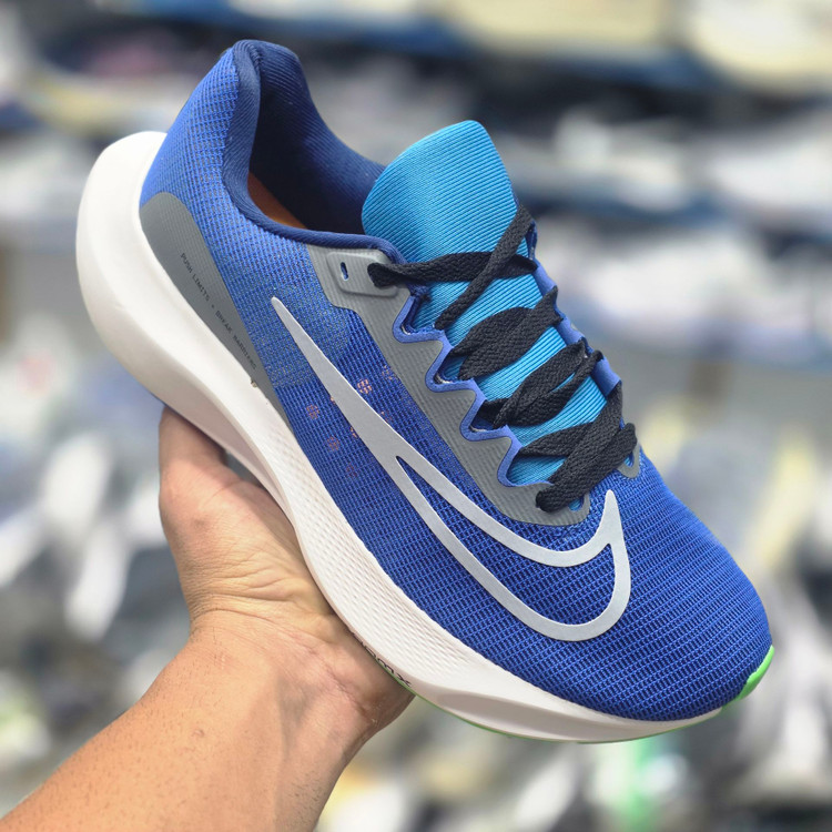 کتونی پیاده روی و رانینگ نایک زوم ایکس/Nike ZoomX/ ساخت ویتنام/سایز ۴۰ الی ۴۵/ضمانت کالا/فروش تک و عمده