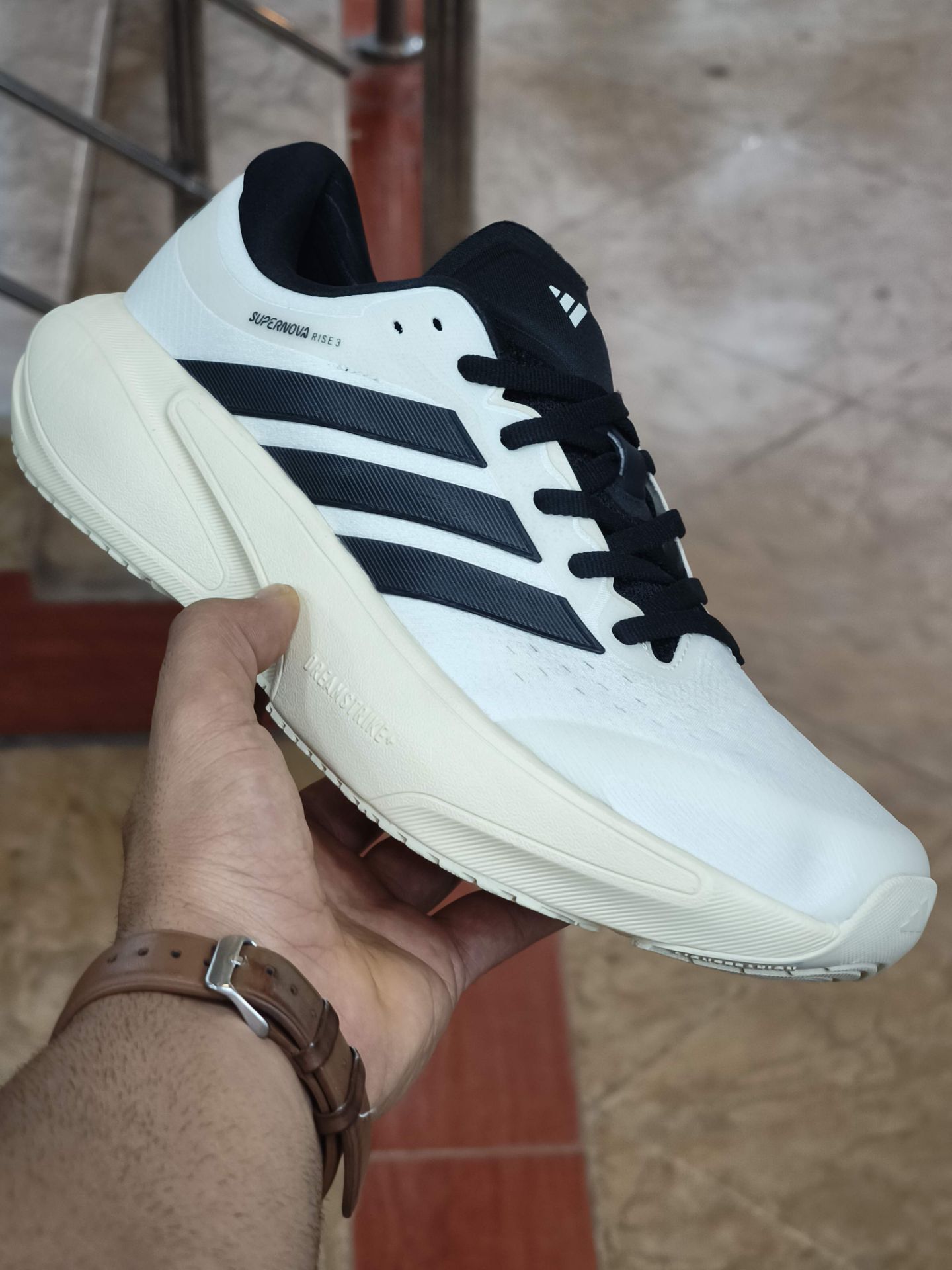 کتونی رانینگ آدیداس سوپرنوا رایز ۳/Adidas Supernova Rise 3/ساخت ویتنام/سایز ۴۰ الی ۴۵/ضمانت کالا/فروش تک و عمده