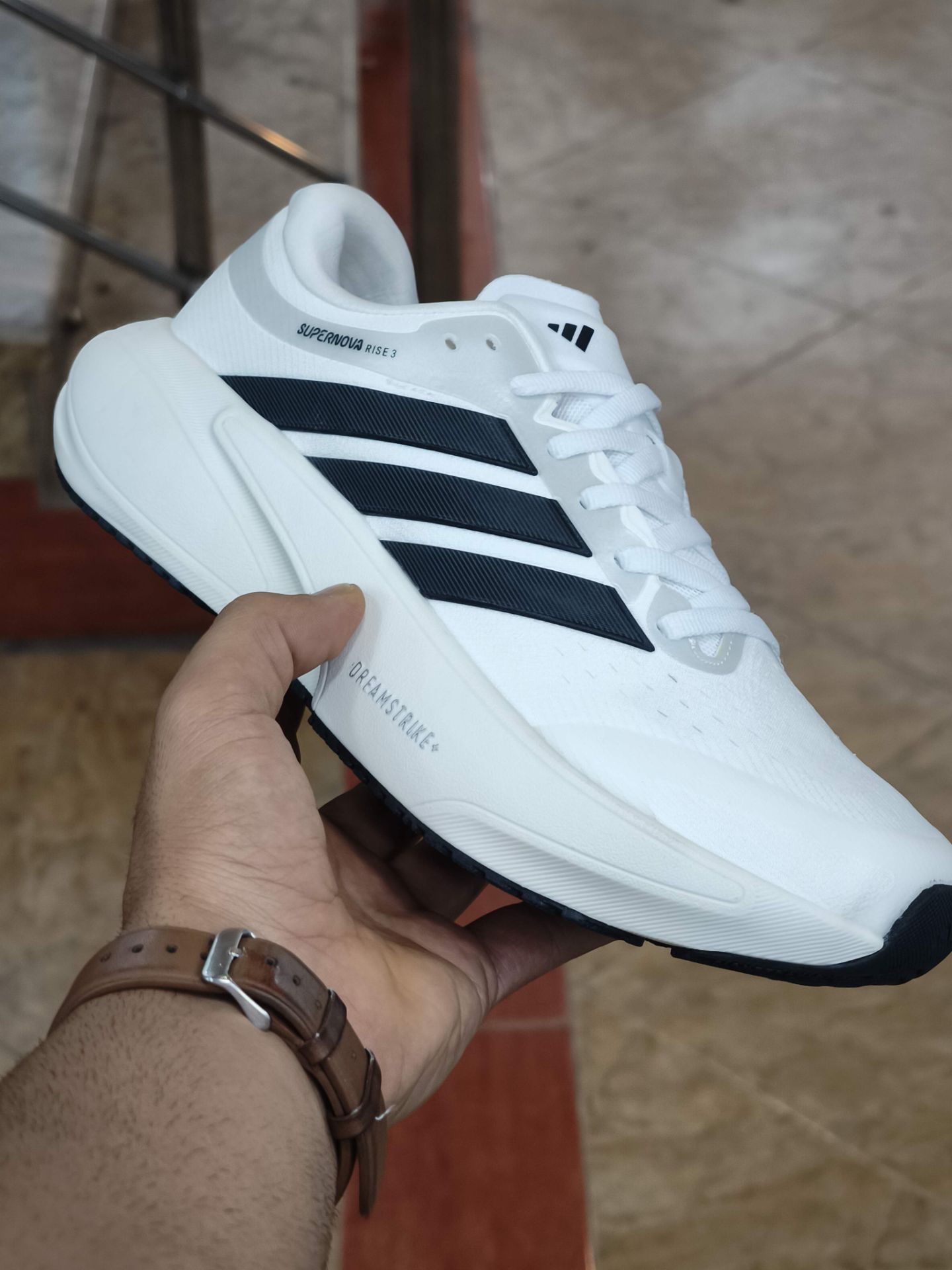 کتونی رانینگ آدیداس سوپرنوا رایز ۳/Adidas Supernova Rise 3/ساخت ویتنام/سایز ۴۰ الی ۴۵/ضمانت کالا/فروش تک و عمده