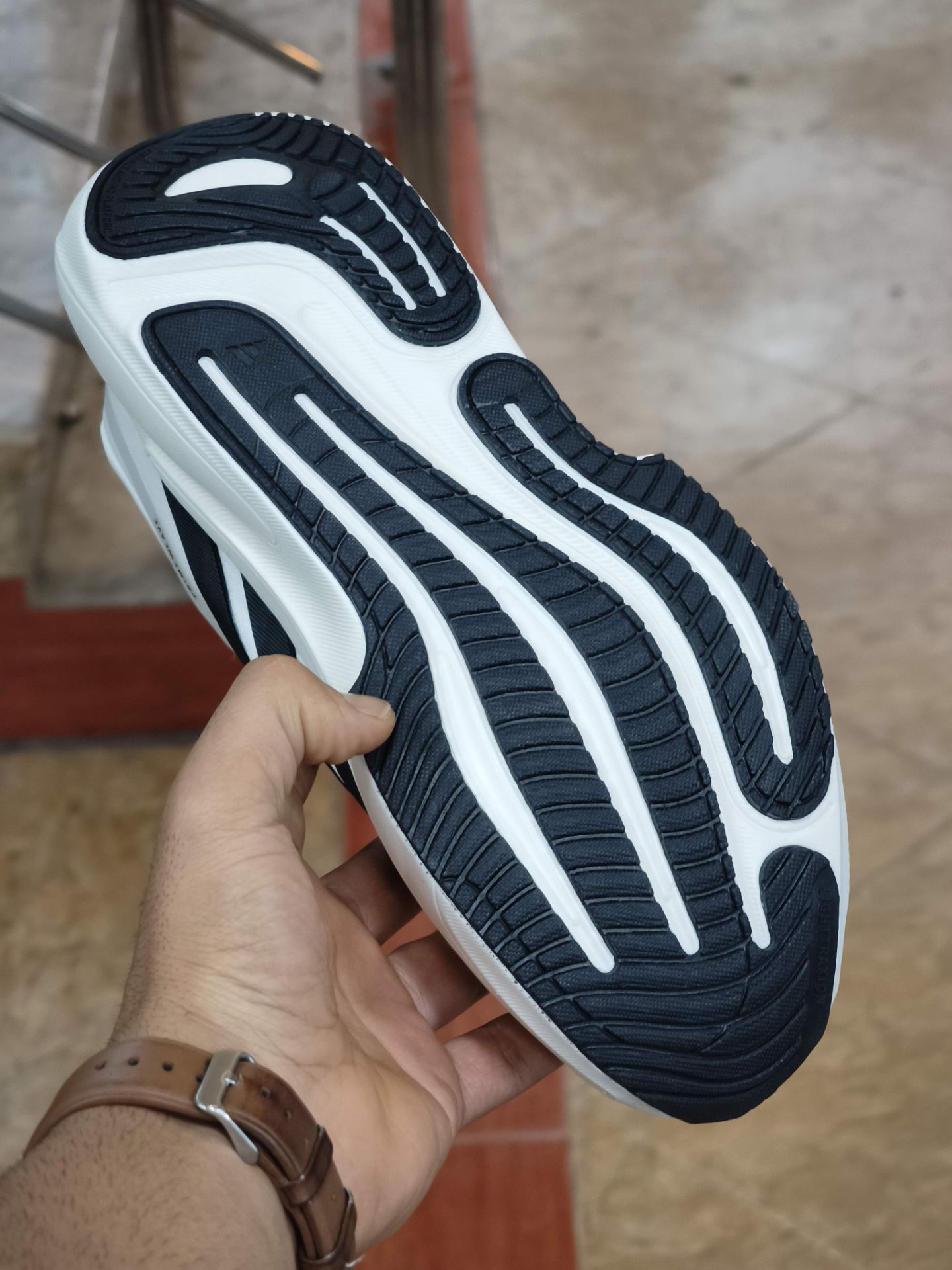 کتونی رانینگ آدیداس سوپرنوا رایز ۳/Adidas Supernova Rise 3/ساخت ویتنام/سایز ۴۰ الی ۴۵/ضمانت کالا/فروش تک و عمده