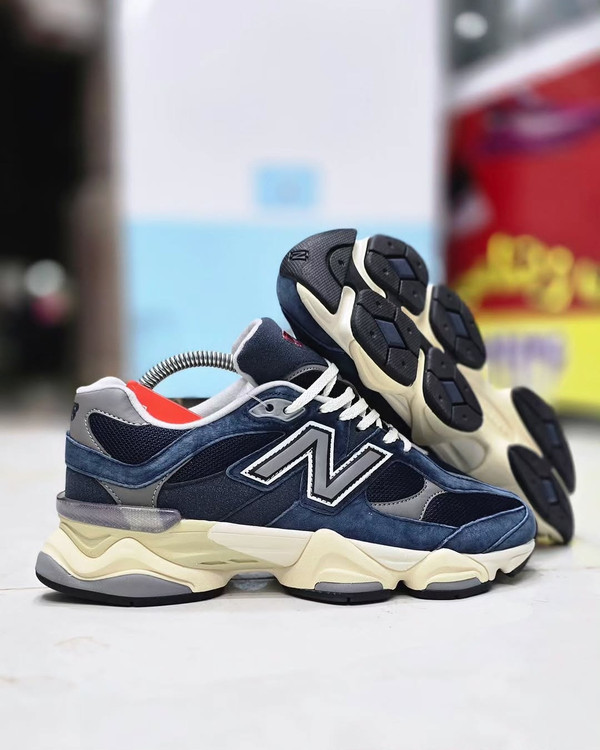 کتونی مسترکوالیتی نیوبالانس ۹۰۶۰/ساخت ویتنام/سایز 40 الی 45/ Newbalance 9060/ضمانت اصالت کالا/فروش به صورت تک و عمده