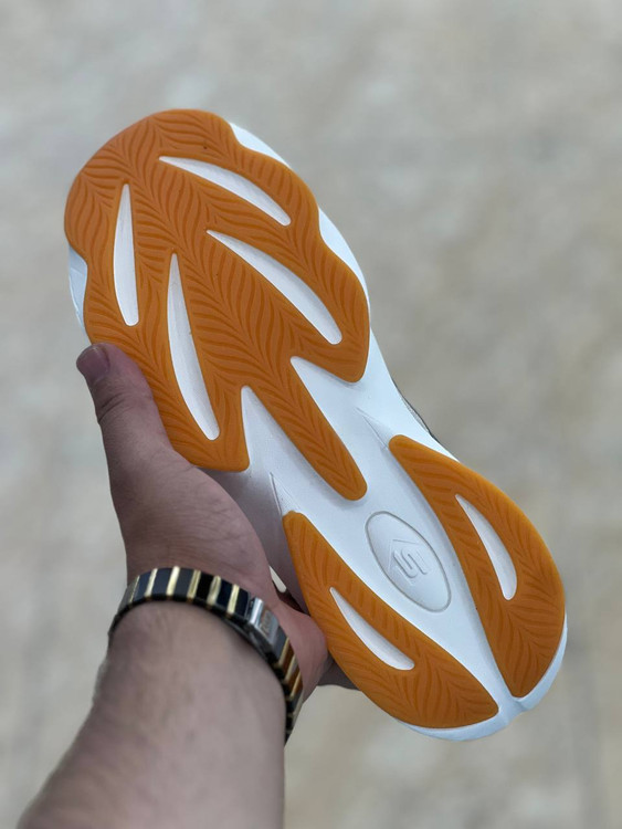 کتونی مسترکوالیتی اسکیچرز هایپربرست کربن/Skechers Men's Hyperburst Carbon/ساخت ویتنام/سایزبندی ۴۰ الی ۴۵/ضمانت کالا/فروش به صورت تک و عمده