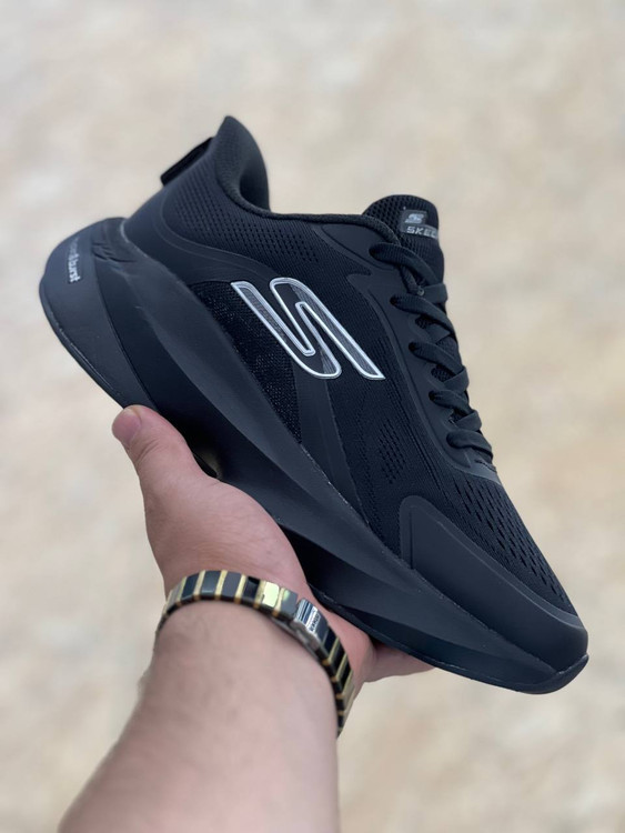 کتونی مسترکوالیتی اسکیچرز هایپربرست کربن/Skechers Men's Hyperburst Carbon/ساخت ویتنام/سایزبندی ۴۰ الی ۴۵/ضمانت کالا/فروش به صورت تک و عمده