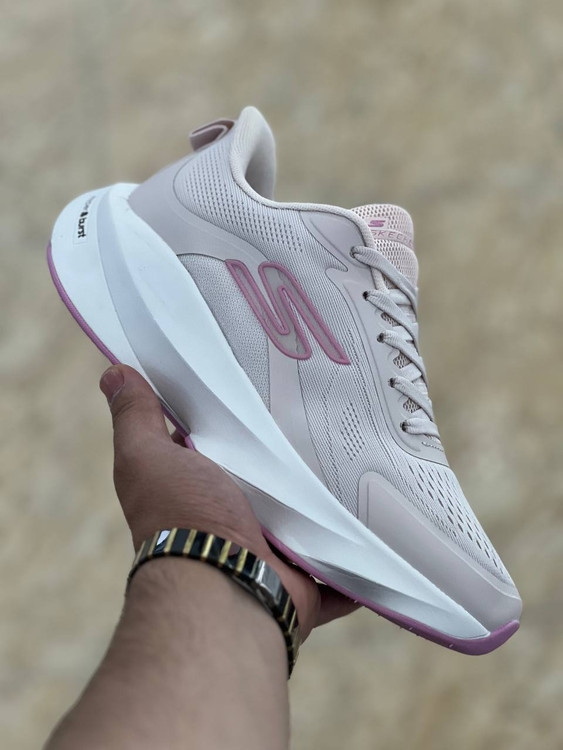 کتونی مسترکوالیتی اسکیچرز هایپربرست کربن/Skechers Hyperburst Carbon/ساخت ویتنام/سایزبندی ۳۷ الی ۴۰/ضمانت کالا/فروش به صورت تک و عمده