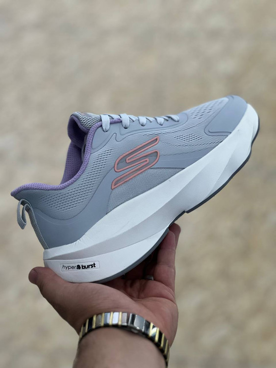 کتونی مسترکوالیتی اسکیچرز هایپربرست کربن/Skechers Hyperburst Carbon/ساخت ویتنام/سایزبندی ۳۷ الی ۴۰/ضمانت کالا/فروش به صورت تک و عمده