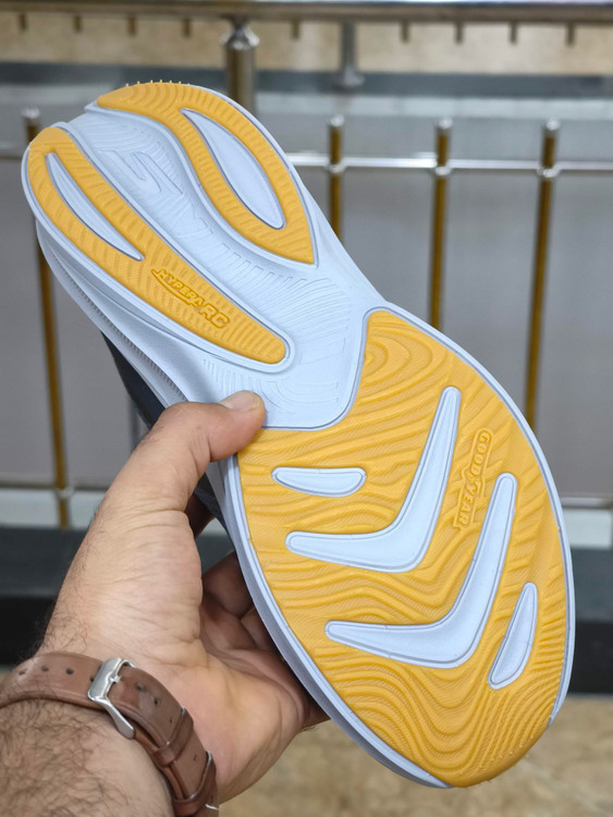 کتونی طبی مردانه اسکیچرز بدون بند/Skechers Slip Ins/سایز۴۰ الی ۴۵/ ساخت ویتنام/ضمانت کالا/فروش تک و عمده