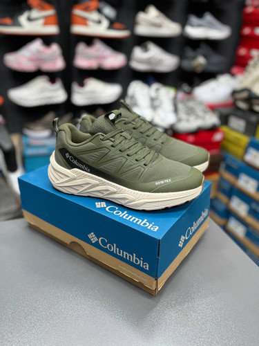 کتونی مسترکوالیتی طبیعت گردی کلمبیا ضدآب مردانه/سایز 40 الی 45/Columbia GORE-TEX/ضمانت کالا/فروش تک و عمده