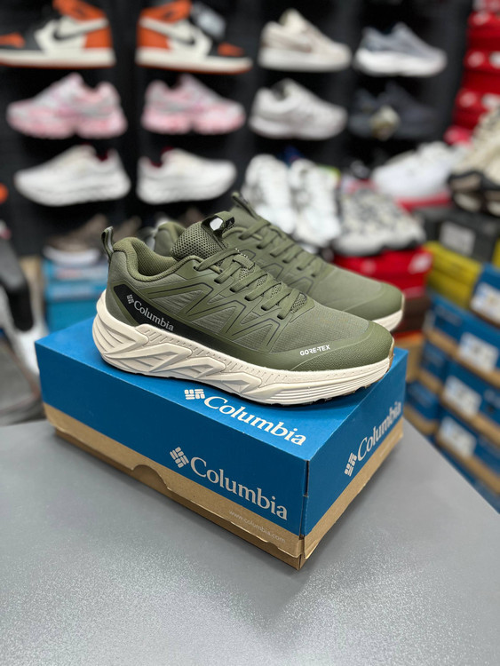 کتونی مسترکوالیتی طبیعت گردی کلمبیا ضدآب مردانه/سایز 40 الی 45/Columbia GORE-TEX/ضمانت کالا/فروش تک و عمده