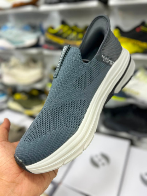 کتونی طبی مردانه اسکیچرز بدون بند/Skechers Slip Ins/سایز۴۰ الی ۴۵/ ساخت ویتنام/ضمانت کالا/فروش تک و عمده
