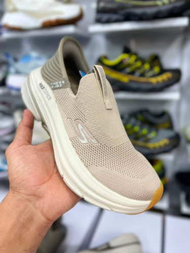 کتونی طبی مردانه اسکیچرز بدون بند/Skechers Slip Ins/سایز۴۰ الی ۴۵/ ساخت ویتنام/ضمانت کالا/فروش تک و عمده