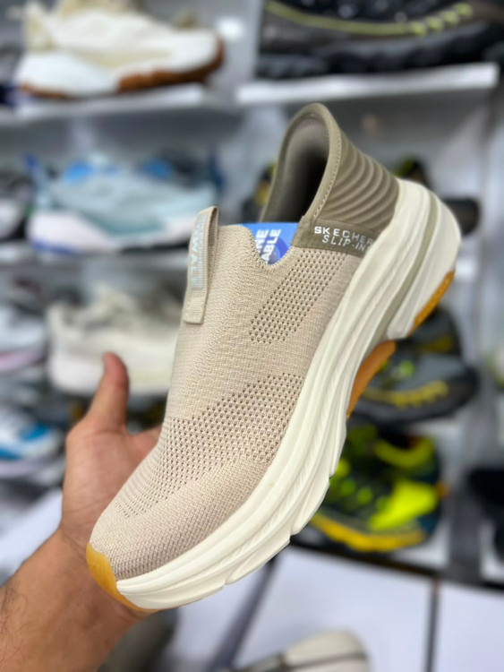 کتونی طبی مردانه اسکیچرز بدون بند/Skechers Slip Ins/سایز۴۰ الی ۴۵/ ساخت ویتنام/ضمانت کالا/فروش تک و عمده
