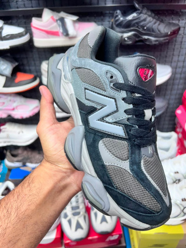 کتونی مسترکوالیتی نیوبالانس ۹۰۶۰/ساخت ویتنام/سایز 40 الی 45/ Newbalance 9060/ضمانت اصالت کالا/فروش به صورت تک و عمده