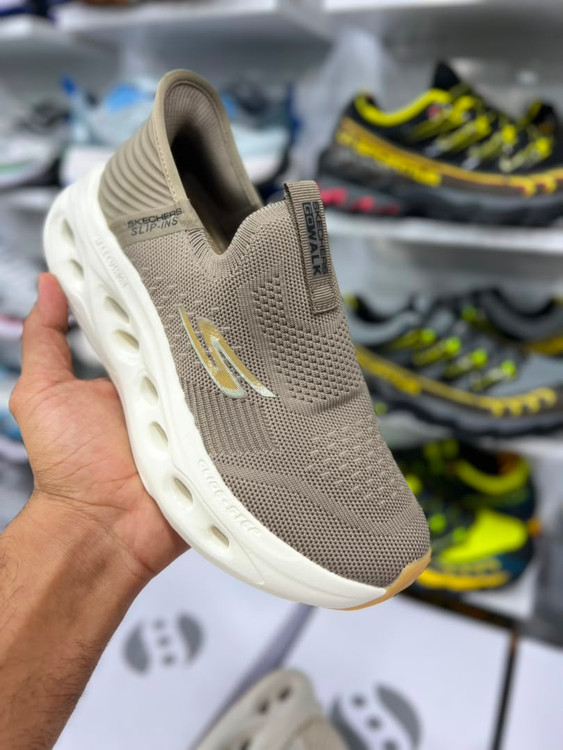 کتونی طبی مردانه اسکیچرز بدون بند/Skechers Slip Ins/سایز۴۰ الی ۴۵/ ساخت ویتنام/ضمانت کالا/فروش تک و عمده