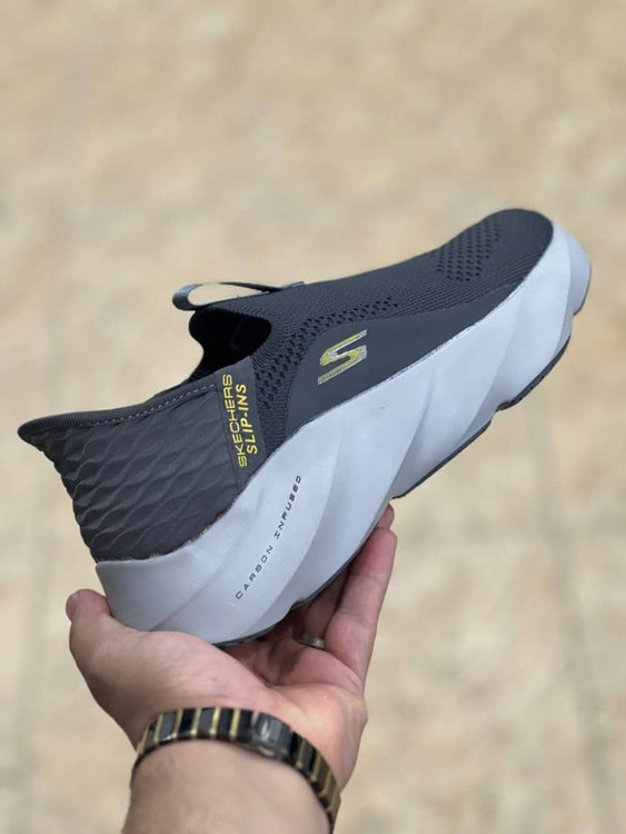کتونی طبی مردانه اسکیچرز بدون بند/Skechers Slip Ins/سایز۴۰ الی ۴۵/ ساخت ویتنام/ضمانت کالا/فروش تک و عمده