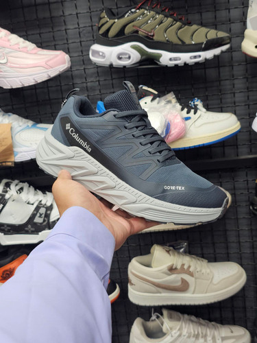 کتونی مسترکوالیتی طبیعت گردی کلمبیا ضدآب مردانه/سایز 40 الی 45/Columbia GORE-TEX/ضمانت کالا/فروش تک و عمده