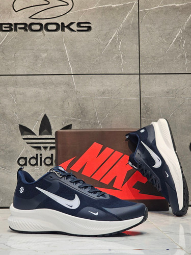 کتونی مسترکوالیتی نایک ایر زوم/ساخت ویتنام/سایز 40 الی 45/ Nike Air Zoom/ضمانت کالا/فروش تک و عمده