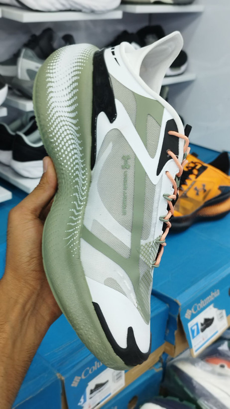 کتونی رانینگ و پیادهروی اندرآرمور اکو/سایز ۴۰ الی ۴۵/ساخت ویتنام/Under Armour Echo/ضمانت کالا/فروش تک و عمده