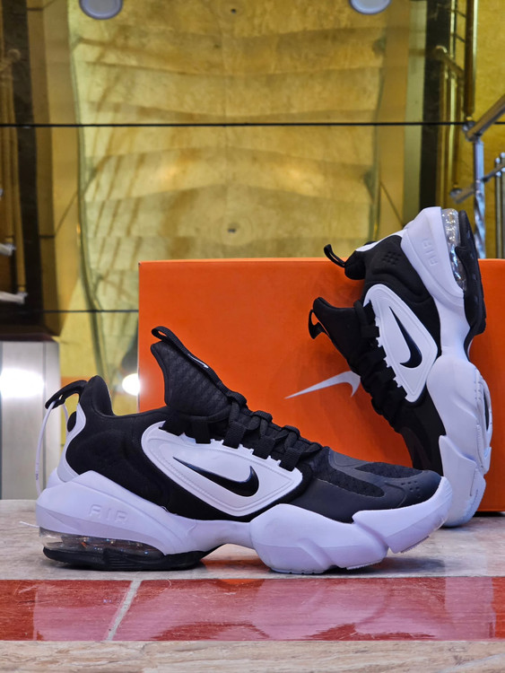 کتونی رانینگ و تمرینی نایک ایر مکس آلفا ساویج/سایز 38 الی 45/ساخت ویتنام/Nike Air Max Alpha Savage/ضمانت کالا/فروش تک و عمده