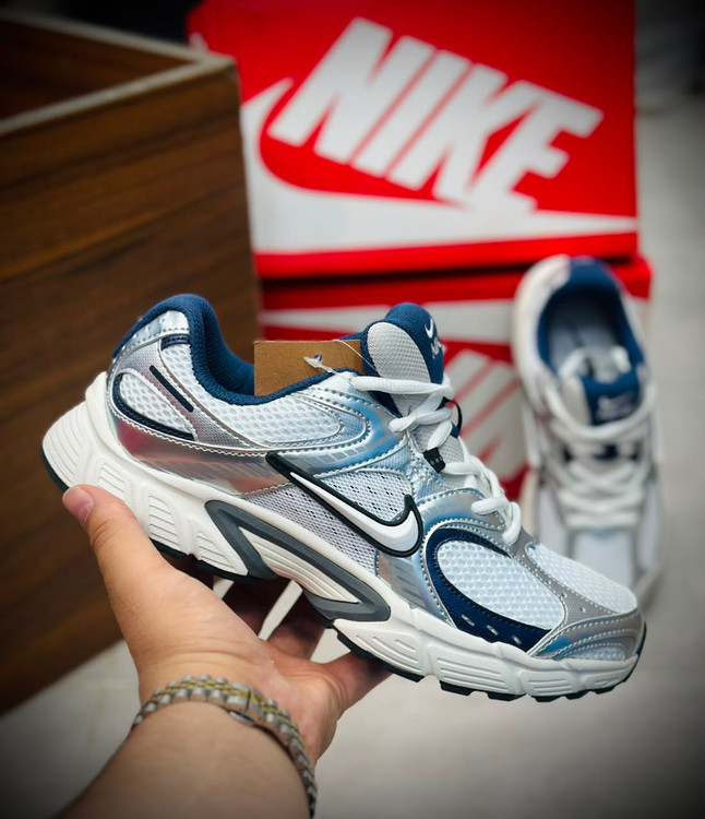 کتونی مسترکوالیتی نایک V5 RNR/ سایز 37 الی 45/ Nike V5 RNR/ضمانت کالا/فروش تک و عمده