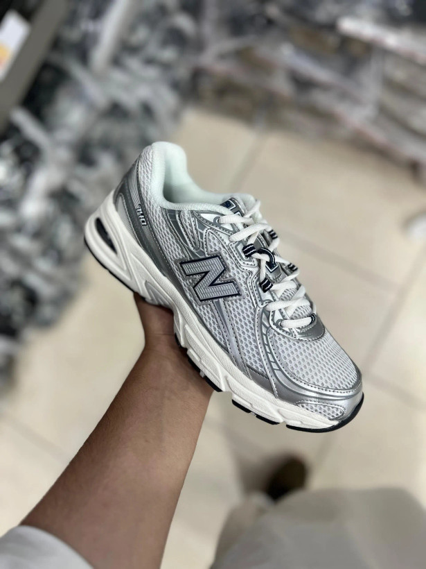 کتونی نیوبالانس 740 مسترکوالیتی/سایز ۳۶ الی ۴۵/ساخت ویتنام/New Balance 740/ضمانت کالا/فروش تک و عمده