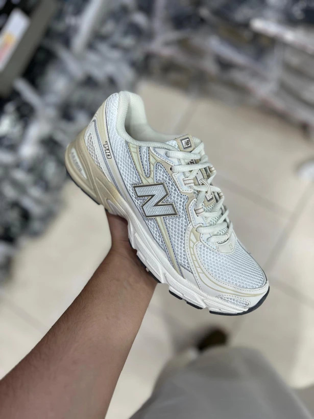 کتونی نیوبالانس 740 مسترکوالیتی/سایز ۳۶ الی ۴۵/ساخت ویتنام/New Balance 740/ضمانت کالا/فروش تک و عمده