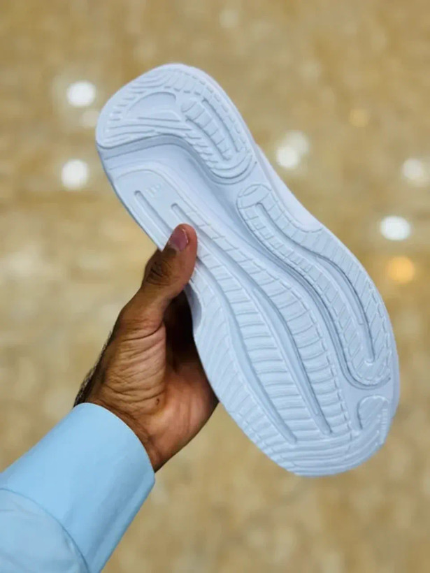 کتونی رانینگ آدیداس سوپرنوا رایز ۳/Adidas Supernova Rise 3/ساخت ویتنام/سایز ۴۰ الی ۴۵/ضمانت کالا/فروش تک و عمده