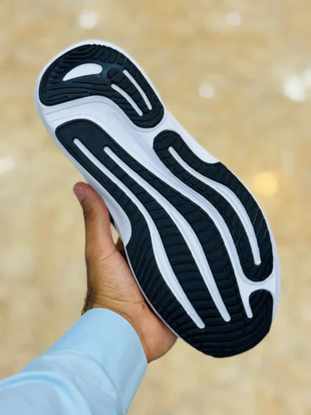کتونی رانینگ آدیداس سوپرنوا رایز ۳/Adidas Supernova Rise 3/ساخت ویتنام/سایز ۴۰ الی ۴۵/ضمانت کالا/فروش تک و عمده